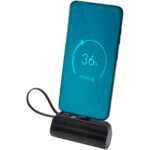 Batterie de secours Alnair Type-C de5 000 mAh et 10 W en plastique recyclé avec support de retournement intégré et câble 2 en 1 – Image 10